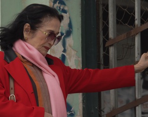 Giọt nước mắt của Trà Giang trên 'đống' đổ nát của  Hãng phim truyện Việt Nam