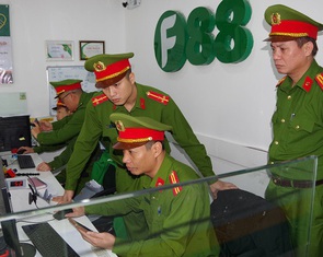 Công an kiểm tra các chi nhánh của F88 ở Hà Nam