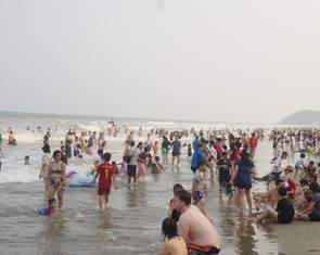 Sầm Sơn khai mạc du lịch biển, kỷ niệm 60 năm thành lập