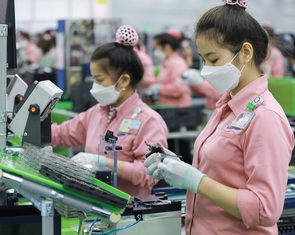 Số người có việc làm cả nước tăng nhưng TP.HCM, Vũng Tàu lại giảm