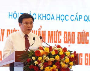 Một bộ phận cán bộ, đảng viên 'gồm cả cán bộ cấp cao' có biểu hiện 'tự diễn biến'