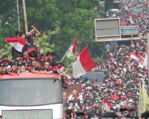 U22 Indonesia diễu hành mừng Huy chương vàng SEA Games 32