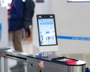 Bắt đầu thí điểm dùng tài khoản định danh điện tử mức độ 2 làm thủ tục đi máy bay