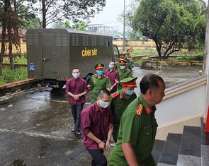 Truy tìm 3 luật sư từng bào chữa vụ 'tịnh thất Bồng Lai'