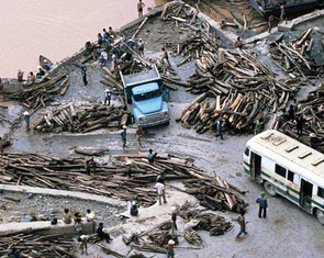 Những chuyến xe đò về miền kỷ niệm thương nhớ - Kỳ 7: Chuyến xe vượt thác lũ kinh hoàng