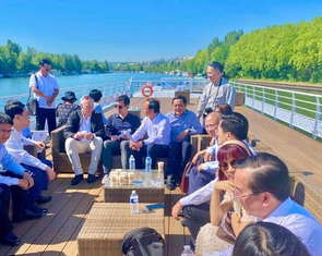 Hoan nghênh lãnh đạo TP.HCM khảo sát sông Seine để phát triển sông Sài Gòn