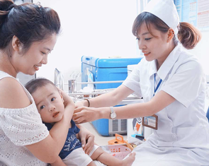 Bộ Y tế không trình ngân sách trung ương để mua vắc xin tiêm chủng mở rộng