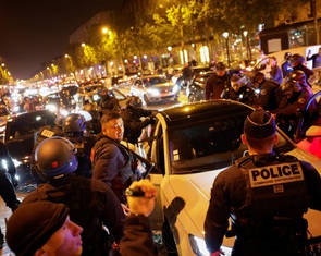 Trung Quốc khiếu nại khi có công dân bị thương trong bạo loạn ở Pháp