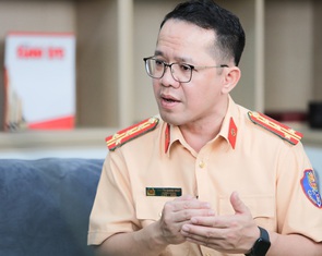 Đại diện Bộ Công an trả lời trực tuyến về biển số định danh, đấu giá biển số
