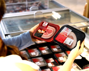 Cạnh tranh giá với chợ truyền thống, công ty con của Masan thu ngàn tỉ từ bán thịt heo