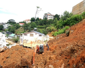 Đà Lạt: Ngập nước, sạt lở và những con số đáng sợ