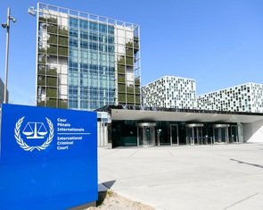 ICC lên án việc Nga truy nã thẩm phán của mình