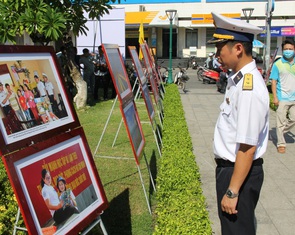 Chủ quyền Tổ quốc từ triển lãm ảnh Hoàng Sa - Trường Sa trong lòng Quảng Ngãi