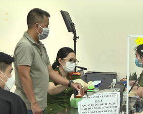 Người dân than gặp khó khi đăng ký, xác nhận cư trú online