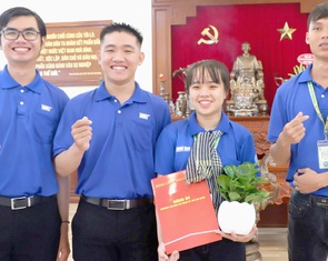 Lớn lên cùng hè tình nguyện