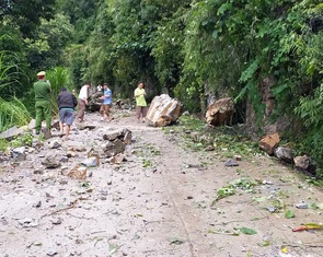 Cảnh báo trong 6 giờ tới: Nguy cơ lũ quét, sạt lở đất ở 52 huyện, thị xã phía Bắc