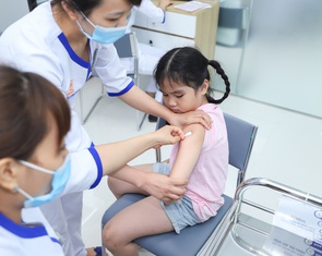 Tối 10-8, báo Tuổi Trẻ và VNVC trao giải cuộc thi 'Tiêm ngừa - Chuyện chưa kể'