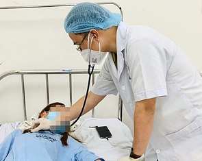 Bệnh nhân chỉ ở trong nước, làm sao lây bệnh đậu mùa khỉ từ nước ngoài?