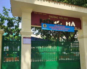 Vụ thu quỹ 10 triệu đồng: Họp phụ huynh, trả tiền ngay trong đêm