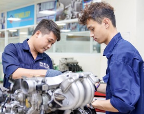 Thí sinh thi khoa học tự nhiên giảm, trường đại học chật vật xét tuyển