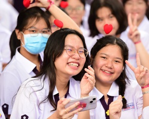 Từ lá thư của Chủ tịch nước Võ Văn Thưởng: Đừng khoác 'đồng phục' cho tất cả học sinh