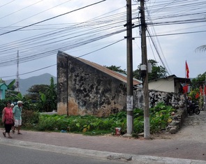 Vì sao phải bố trí hơn 2.526 tỉ đồng ngân sách để kéo điện lưới quốc gia ra Côn Đảo?