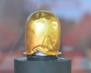 Ngắm bảo vật quốc gia Linga vàng tại Lễ hội Katê