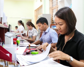 Chi tiết các bảng lương viên chức năm 2025