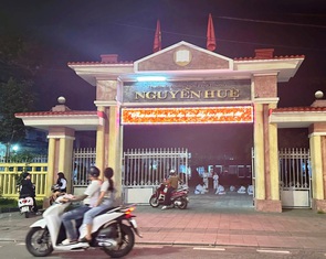 3 học sinh nhập viện vì hút thuốc lá điện tử