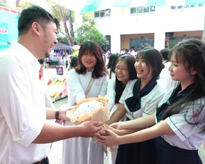 Đề xuất giáo viên được tăng 1 bậc khi xếp lương lần đầu
