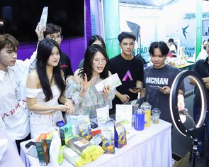Doanh nghiệp Việt tăng livestream bán hàng