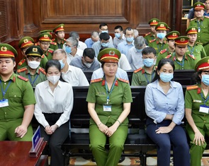 Cựu vụ phó thuộc Bộ Công Thương khai nhận hối lộ 3 lần nhưng viết nhầm thành 4