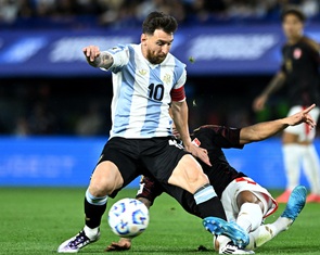 Messi kiến tạo giúp Lautaro Martinez ghi siêu phẩm ở vòng loại World Cup 2026