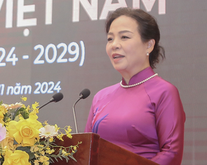 Bà Ngô Phương Lan tiếp tục làm chủ tịch Hiệp hội Xúc tiến phát triển điện ảnh Việt Nam