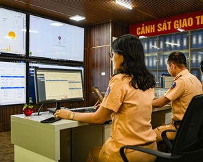 Biển số xe trúng đấu giá sẽ được dán tem nhận diện, người 'bỏ cọc' bị cấm tham gia 1 năm