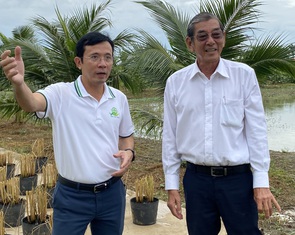 'Cha đẻ' gạo ST25: Luân canh lúa - tôm là mô hình độc, lạ, chưa nước nào làm được