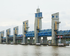 Kiên Giang linh hoạt đóng cống ven biển ứng phó hạn mặn trong mùa khô 2024-2025