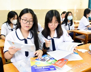 TP.HCM đề xuất miễn học phí cho học sinh các cấp: Phụ huynh 'bất ngờ mà vui quá'