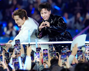 Concert Anh trai say hi, Anh trai vượt ngàn chông gai: Sản xuất xịn, fan quá đáng tiền