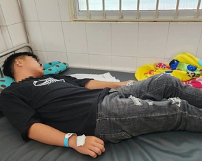 Làm rõ vụ nam sinh lớp 10 bị kéo vào nhà vệ sinh đánh hội đồng, nhập viện