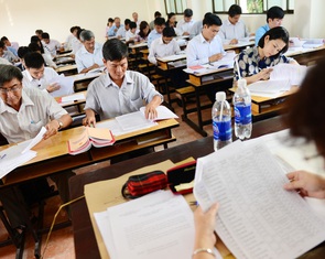 TP.HCM tạm dừng thi tuyển lãnh đạo sở và cấp tương đương