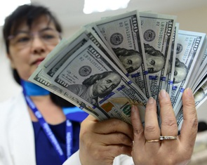 Giá USD đi lên trong ngày đầu tiên giao dịch sau Tết