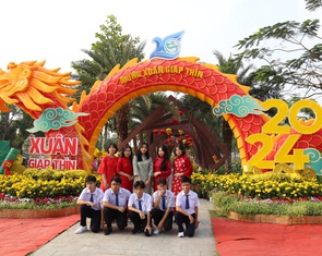 Không có đường hoa, khách du xuân ở Cần Thơ vẫn tăng hơn năm ngoái
