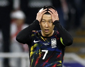 Mâu thuẫn giữa Lee Kang In và Son Heung Min khiến Hàn Quốc thất bại?
