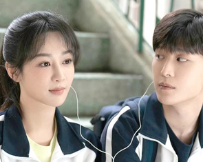 Phim phát song song, toát mồ hôi hậu kiểm