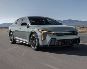 Kia K4 chính thức ra mắt: Công nghệ an toàn cao cấp, có bản hatchback