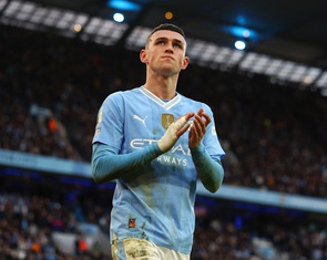 Foden lập cú đúp, Man City đánh bại Man United