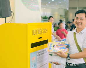 Đưa tri thức đến với trẻ vùng xa từ dự án 'Mang sách về cho em'