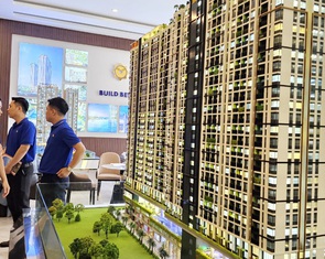 Người trẻ mua nhà phải lường trước bẫy lãi suất thả nổi