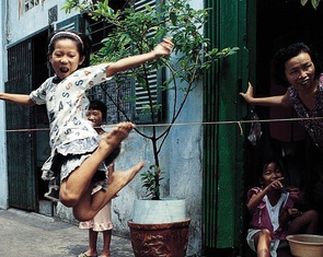 Nicolas Cornet  và hành trình làm mới những ký ức